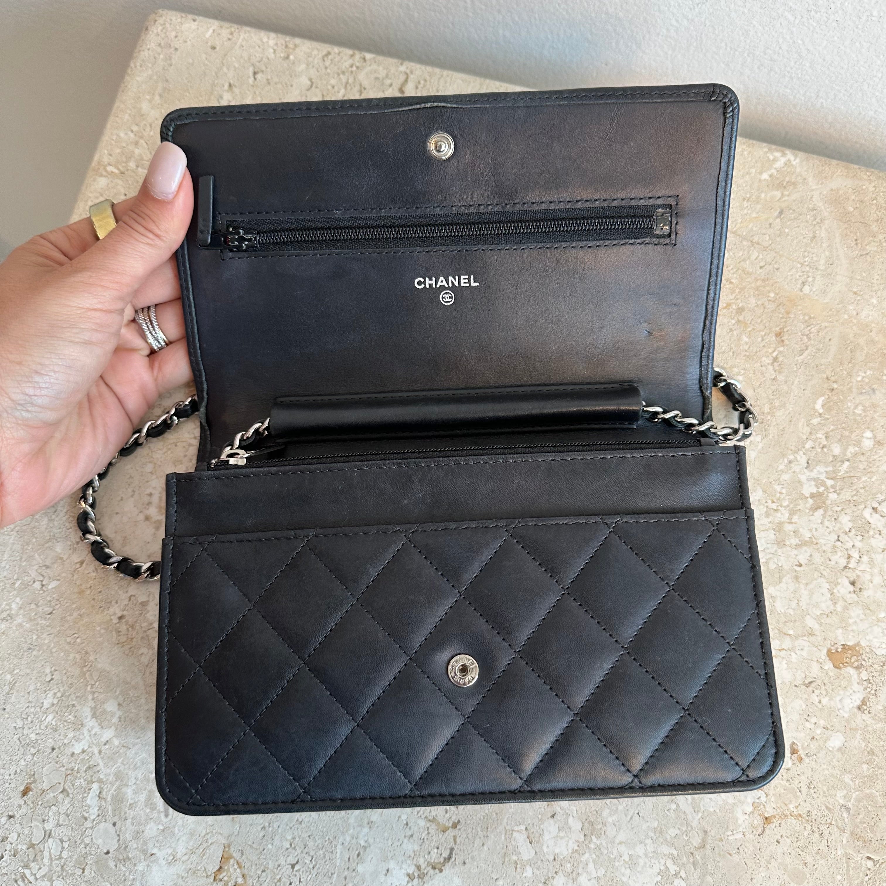 Pre-Owned CHANEL Black Cambon Wallet On Chain With Silver Hardware