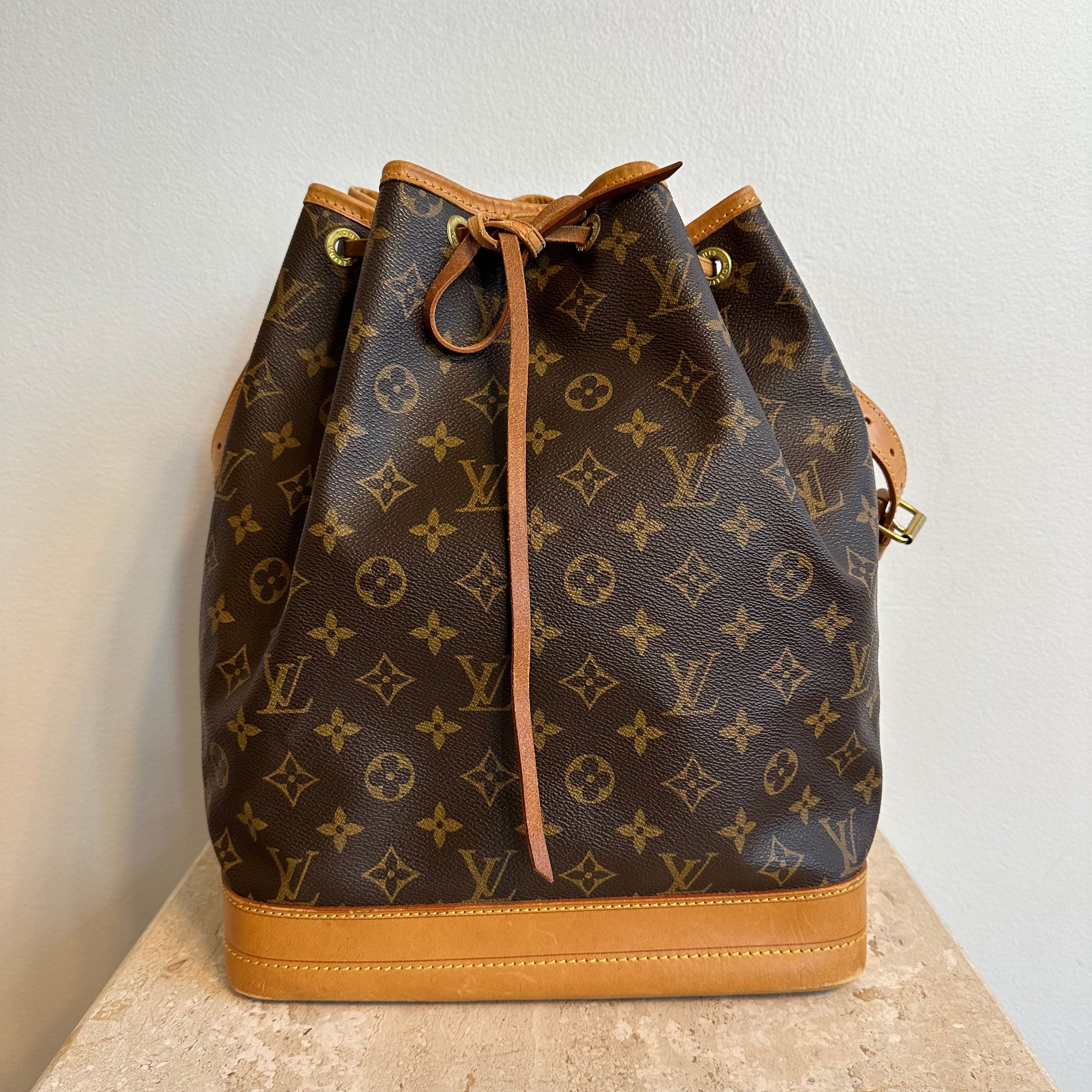 Monogram Leather Bucket GM Tote (Authentic Pre-Owned)