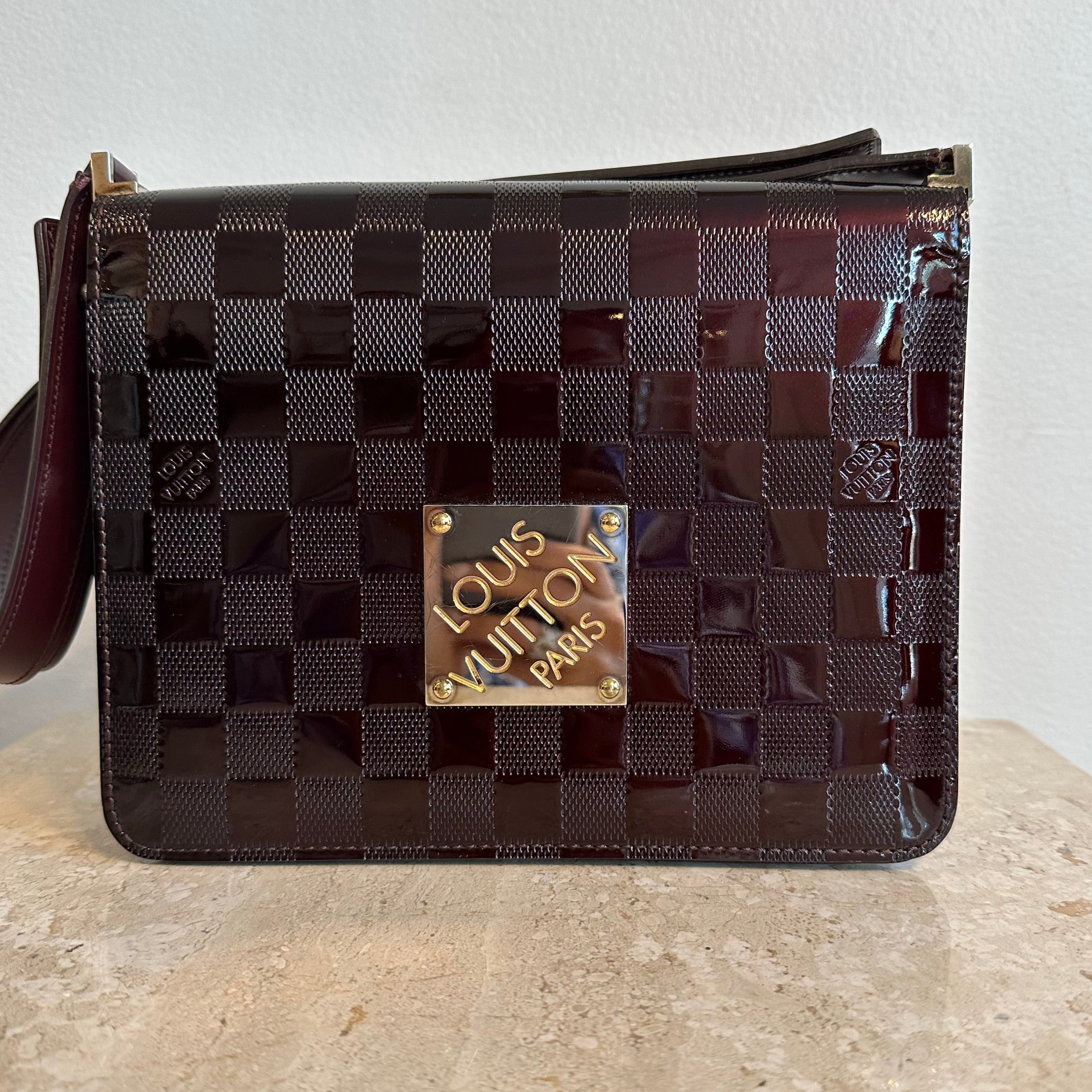 Pre-Owned LOUIS VUITTON Damier Vernis Amarante Cabaret Shoulder Bag
