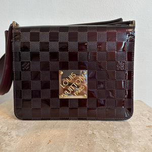 Pre-Owned LOUIS VUITTON Damier Vernis Amarante Cabaret Shoulder Bag