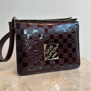 Pre-Owned LOUIS VUITTON Damier Vernis Amarante Cabaret Shoulder Bag