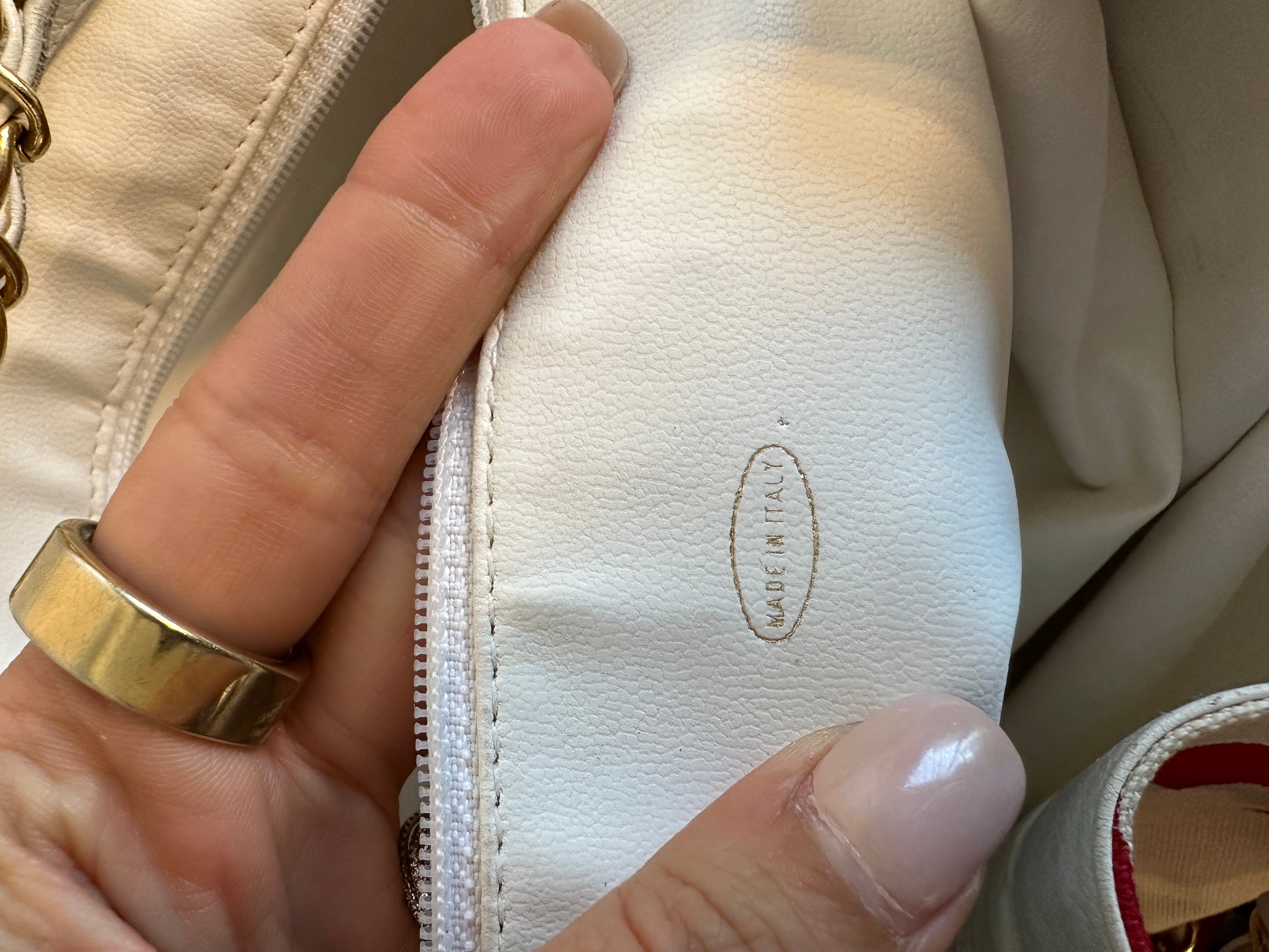Pre-Owned CHANEL Vintage Red and White Canvas Beach Bag