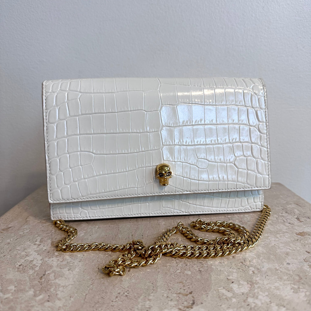 Pre-Owned ALEXANDER MCQUEEN Deep Ivory Croc Embossed Skull Bag
