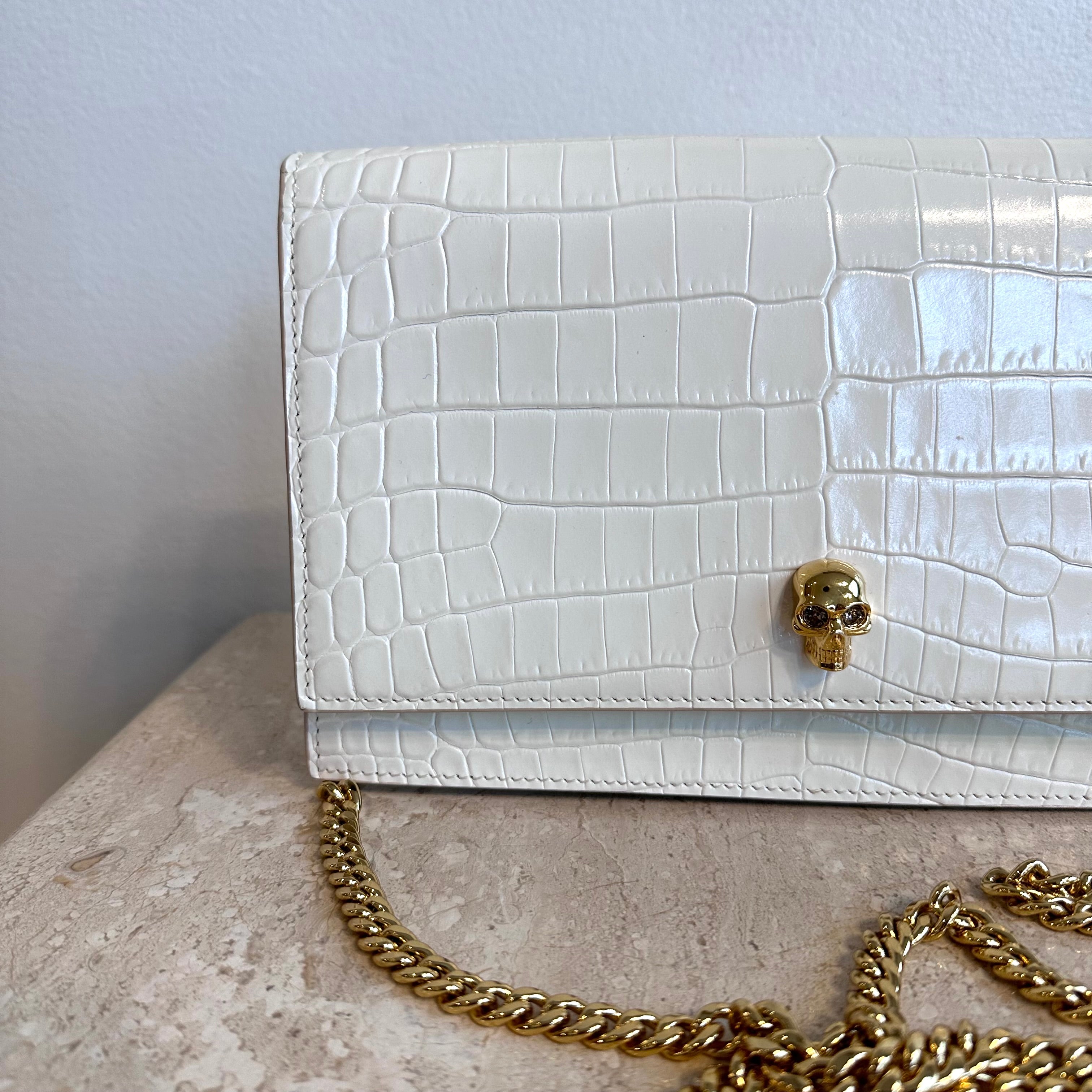 Pre-Owned ALEXANDER MCQUEEN Deep Ivory Croc Embossed Skull Bag