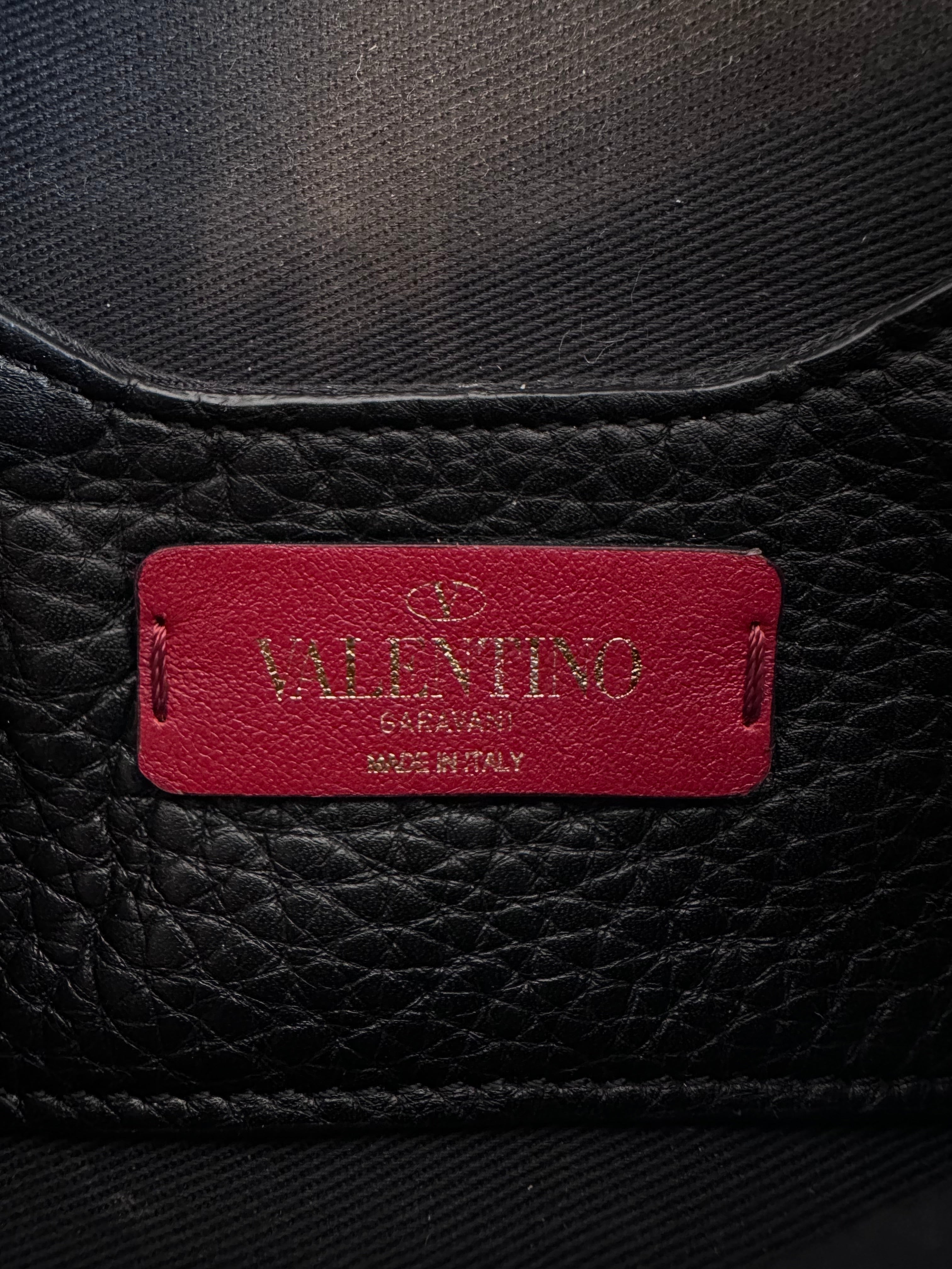Pre-Owned VALENTINO Black Rockstud Belt Bag