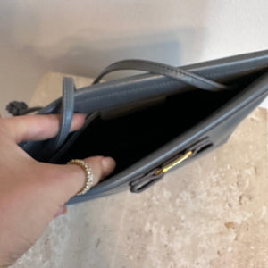 Pre-Owned SALVATORE FERRAGAMO Vintage Blue Leather Clutch