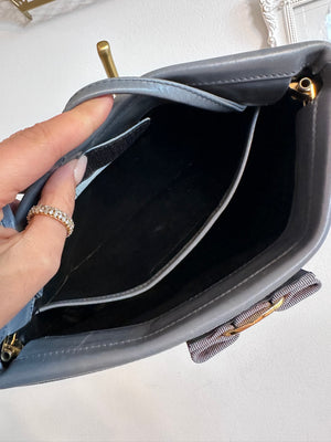 Pre-Owned SALVATORE FERRAGAMO Vintage Blue Leather Clutch