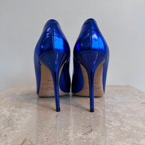Pre-Owned JIMMY CHOO Blue Mirror Patent Avril Pointy Toe Pumps - Size 35.5