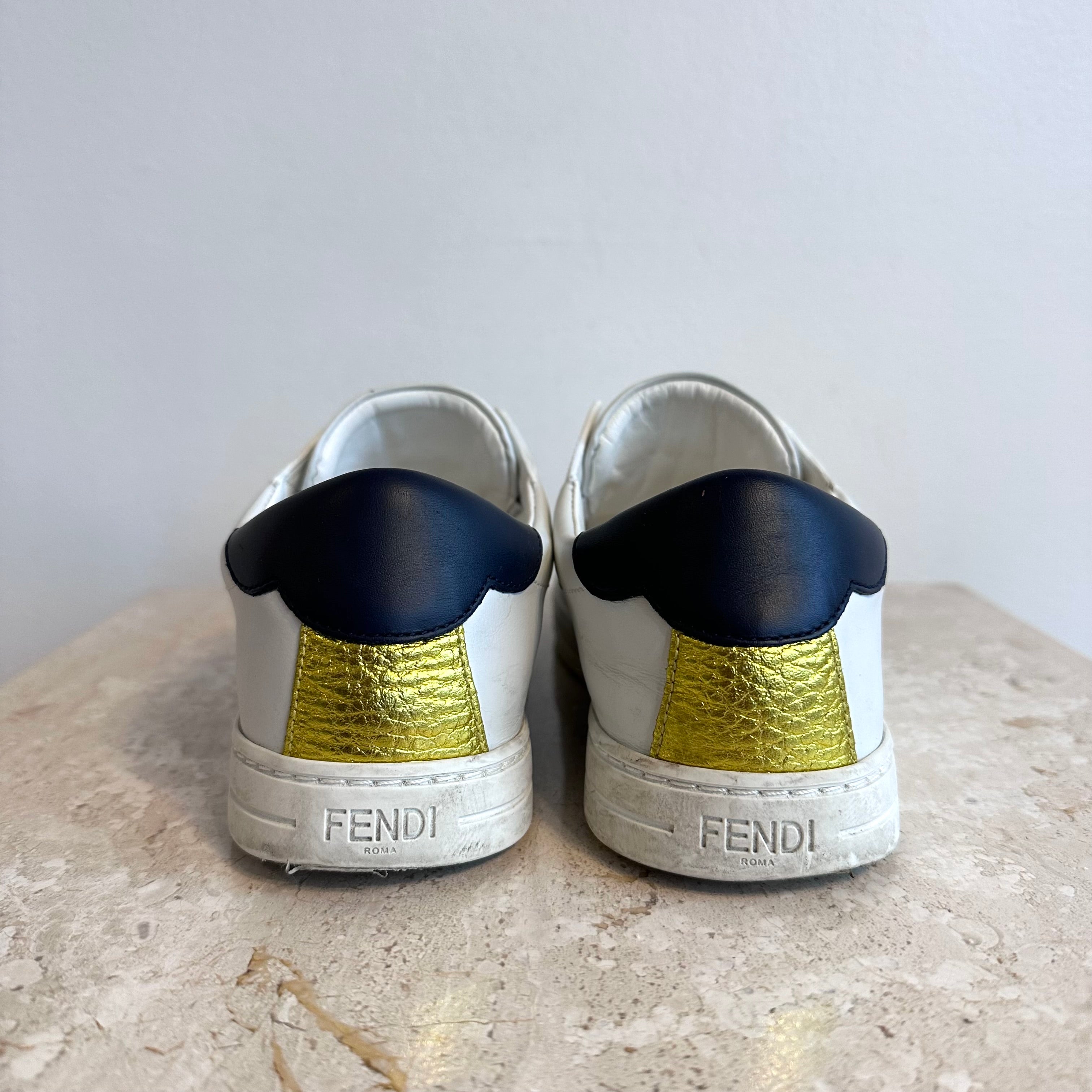 Pre-Owned FENDI White Leather Logo Knit Rockoclick Scalloped Sneakers - Size 37