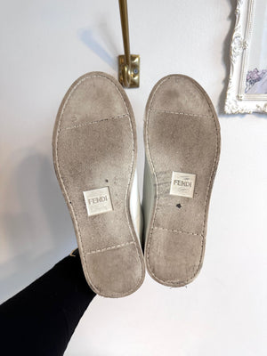 Pre-Owned FENDI White Leather Logo Knit Rockoclick Scalloped Sneakers - Size 37