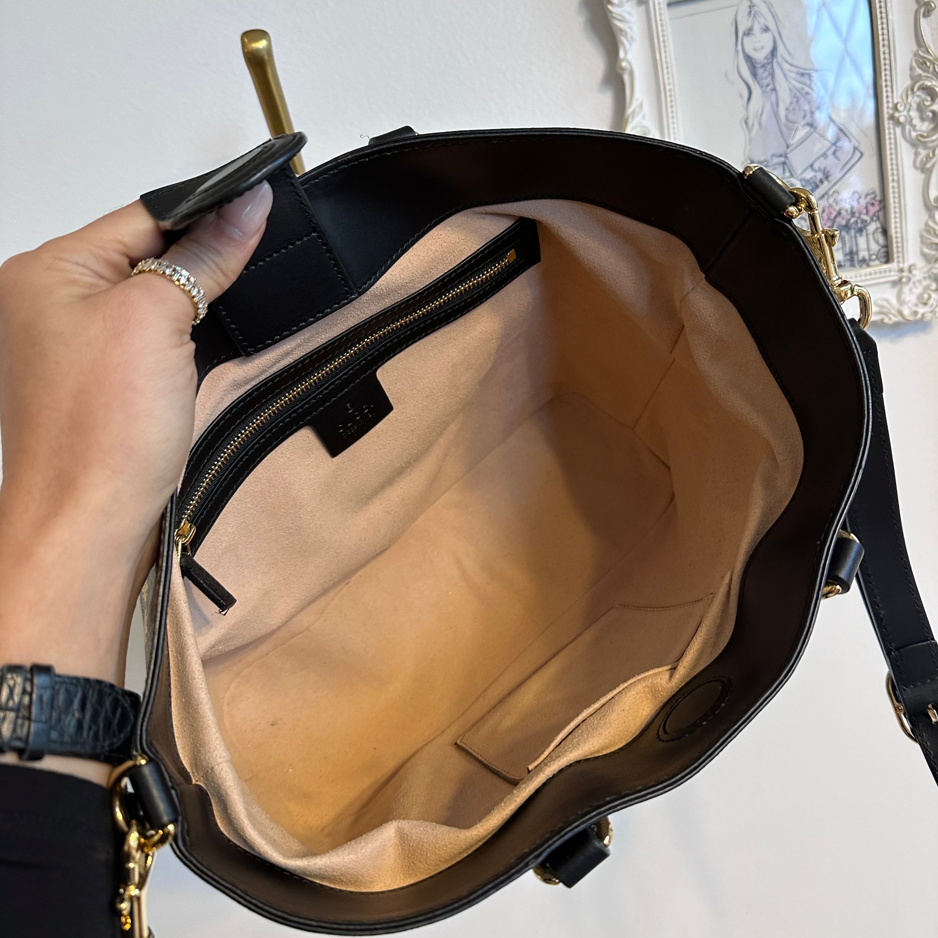 Pre-Owned GUCCI Beige GG Supreme Bestiary Tote