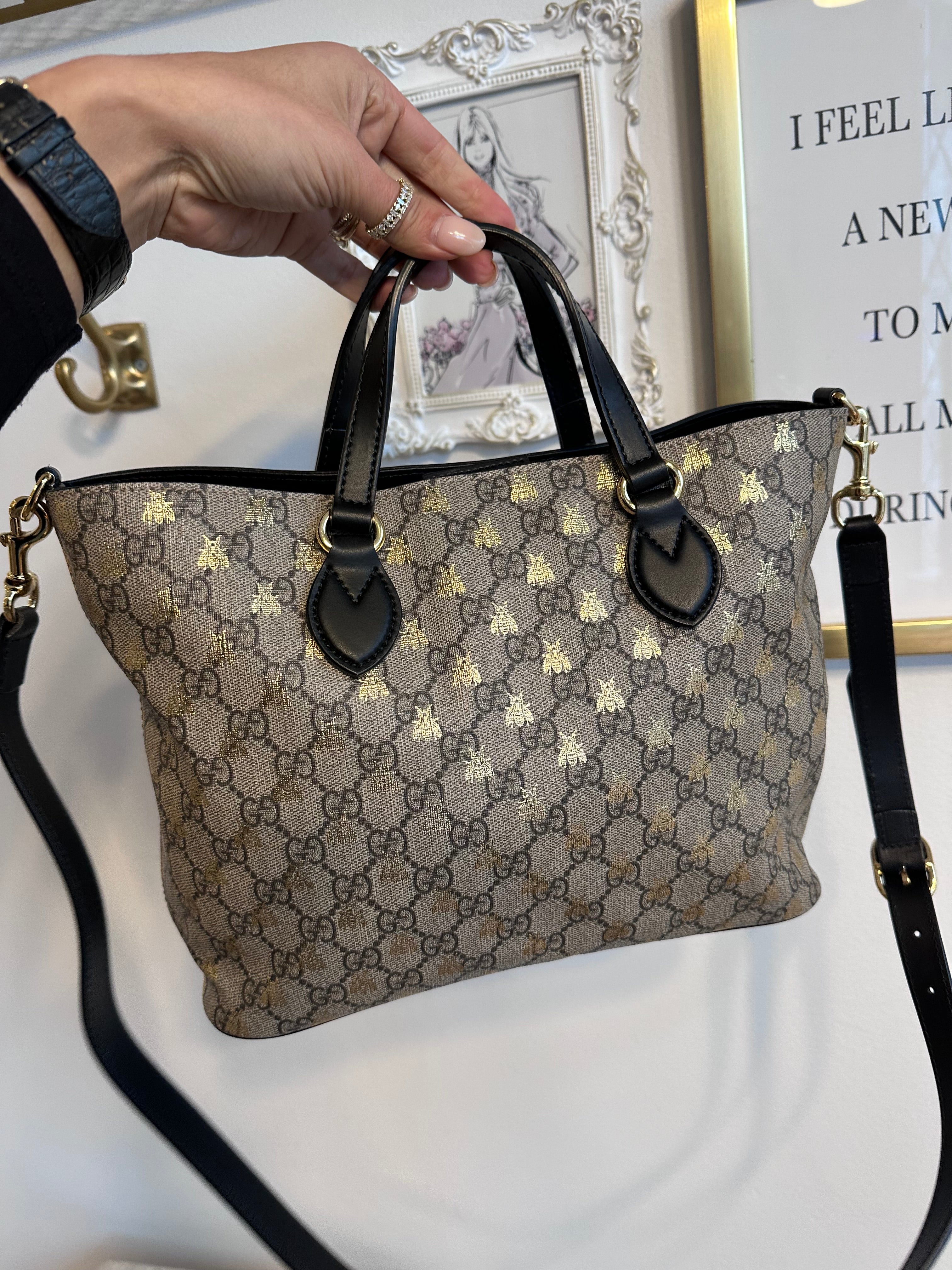 Pre-Owned GUCCI Beige GG Supreme Bestiary Tote