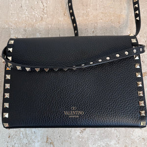 Pre-Owned Valentino Black Medium Rockstud Crossbody Bag