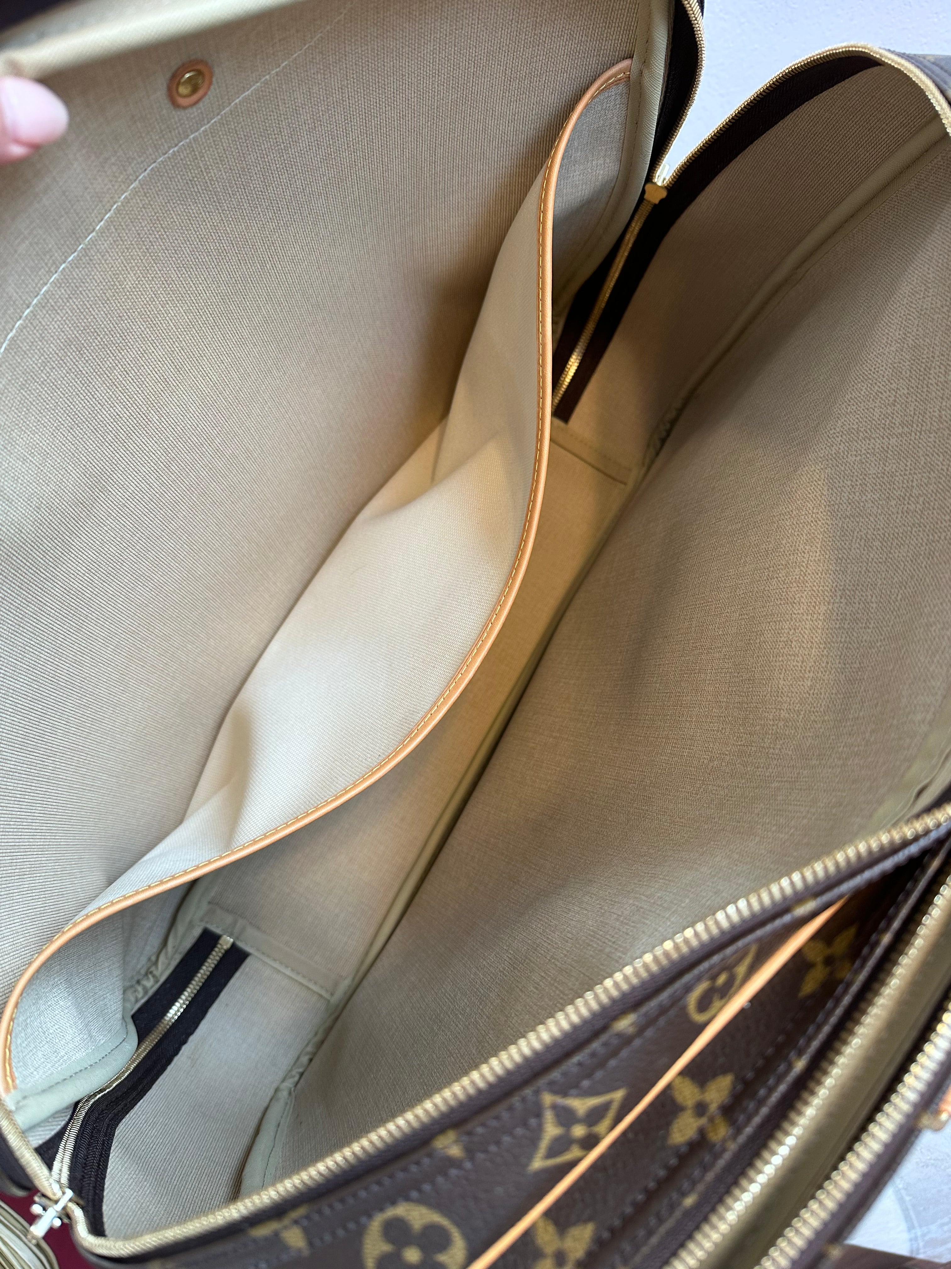 Pre-Owned LOUIS VUITTON Monogram Alize 24 Heures Travel Bag