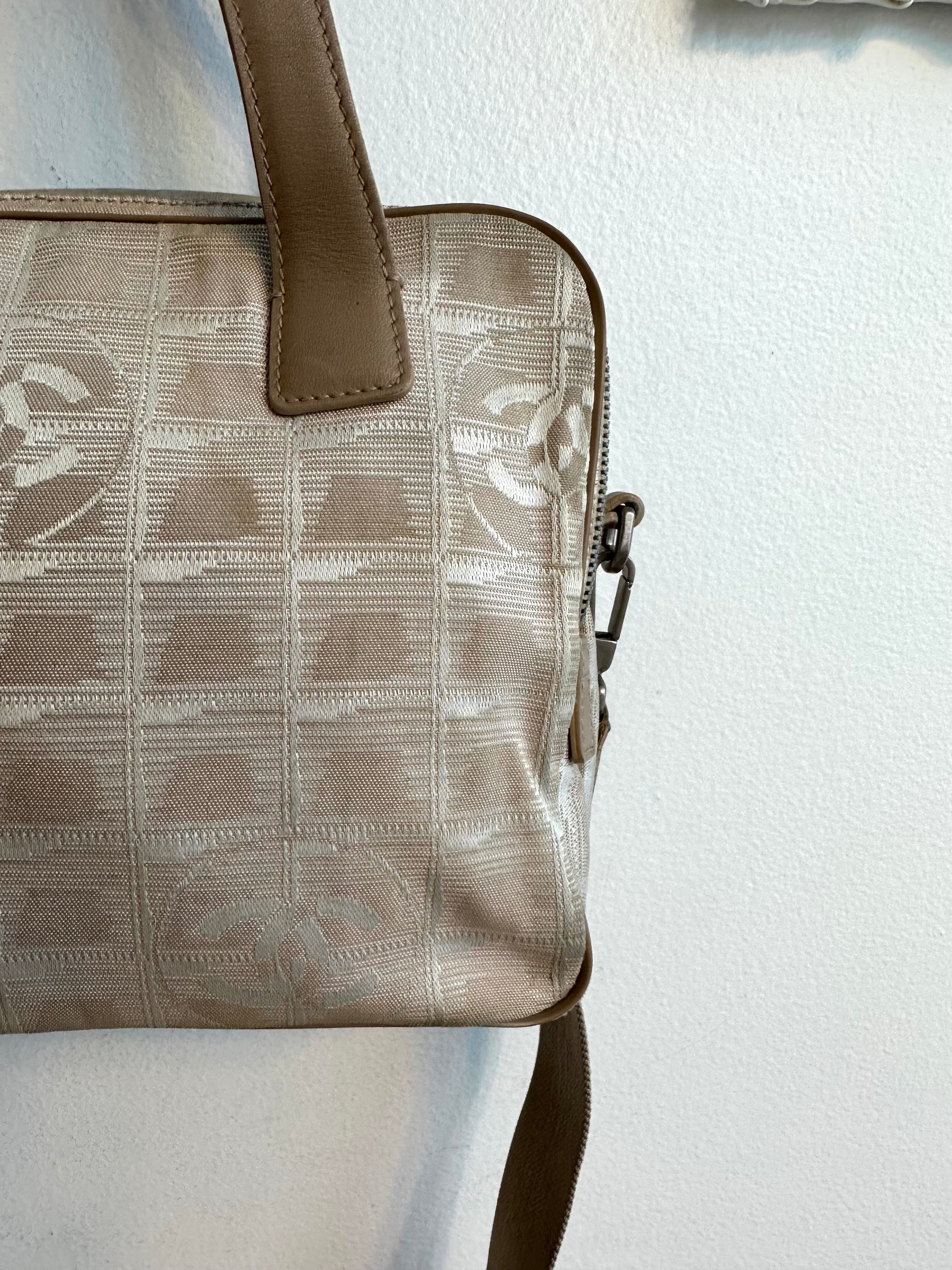 Pre-Owned CHANEL Cream Canvas Travel Line 2Way Tote Bag