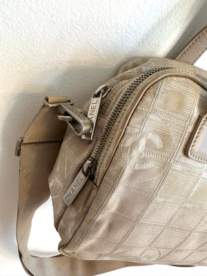 Pre-Owned CHANEL Cream Canvas Travel Line 2Way Tote Bag