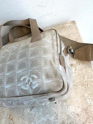 Pre-Owned CHANEL Cream Canvas Travel Line 2Way Tote Bag