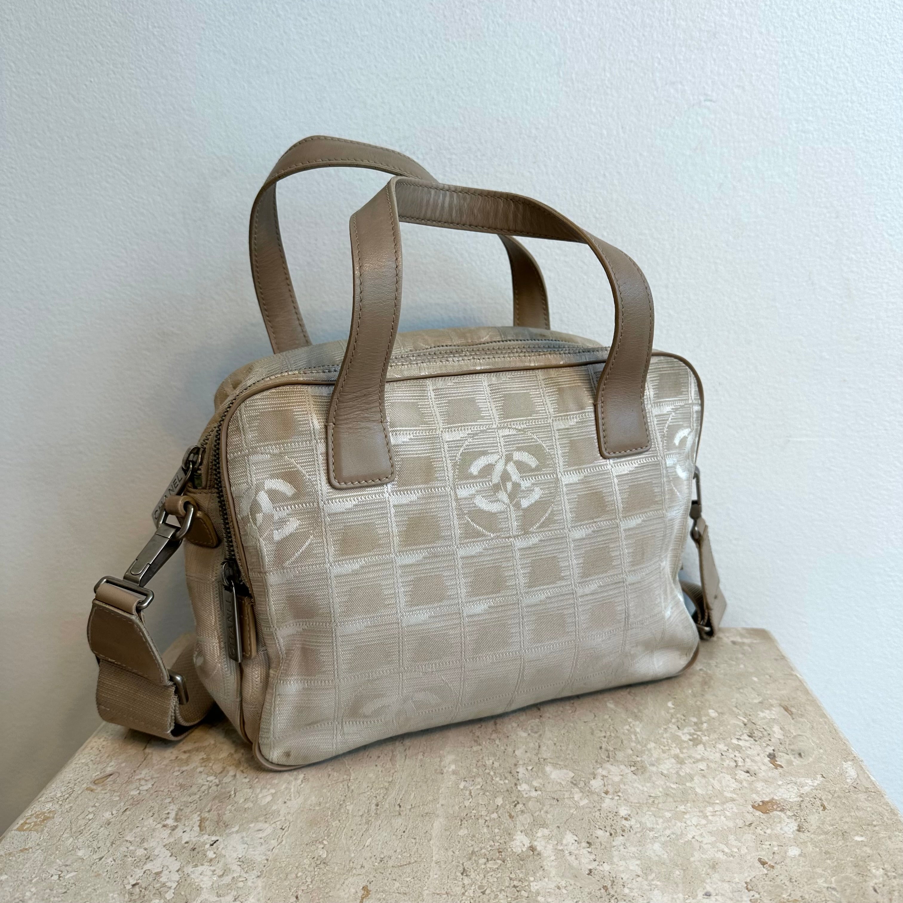 Pre-Owned CHANEL Cream Canvas Travel Line 2Way Tote Bag