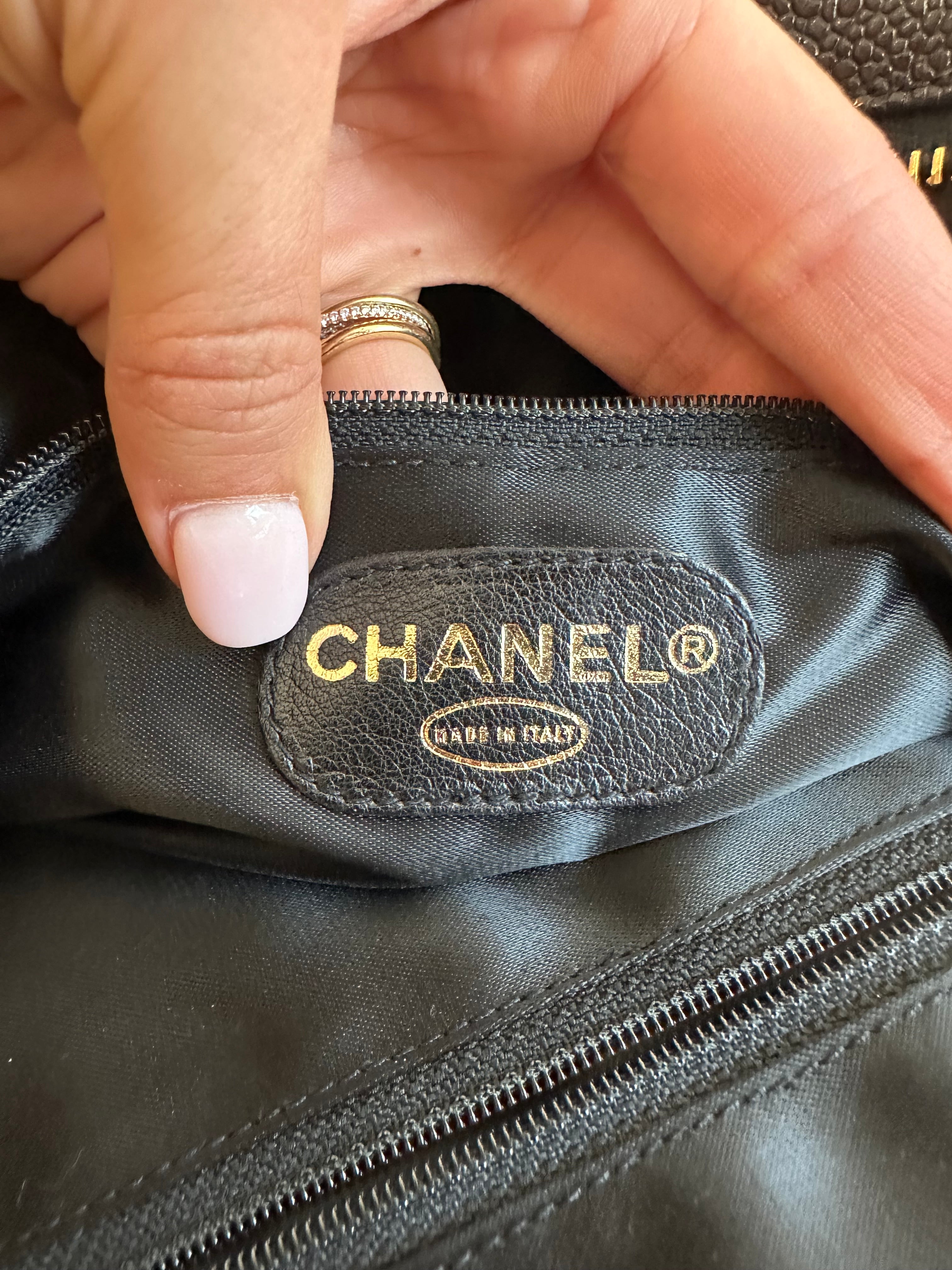 Pre-Owned CHANEL Vintage XL Black Caviar Timeless Tote Bag