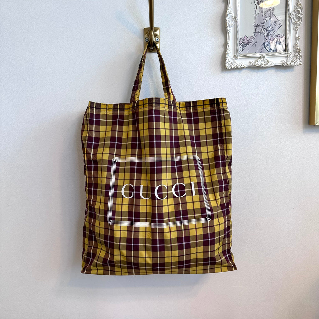 Pre-Owned GUCCI Yellow Plaid Nylon Shopping Tote
