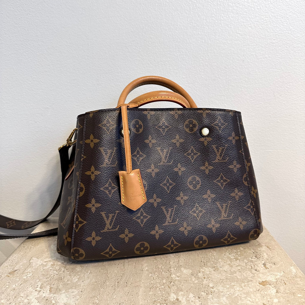 Pre-Owned LOUIS VUITTON Montaigne BB