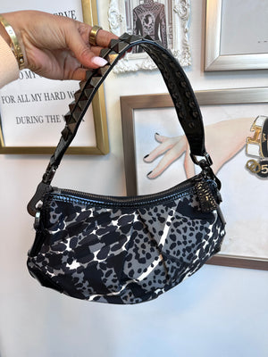 Pre-Owned BURBERRY Black/White Nylon Handbag