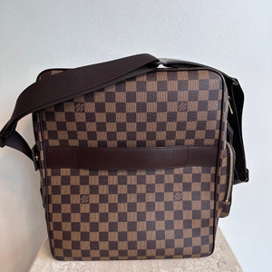 Pre-Owned LOUIS VUITTON Damier Ebene Olav GM Messenger Bag