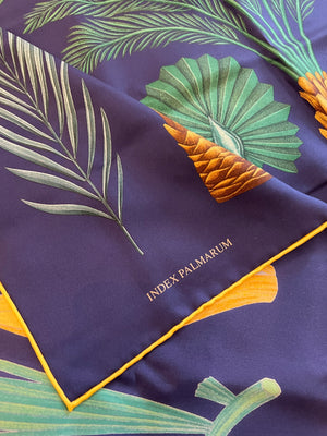Pre-Owned HERMES Marine/Vert/Bleu Index Palmarum Silk Scarf