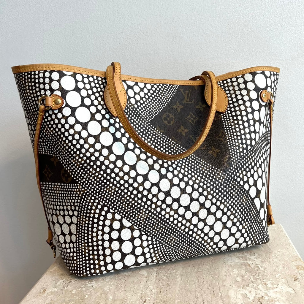 Pre-Owned Louis Vuitton Limited Edition Yayoi Kusama Monogram Neverfull MM