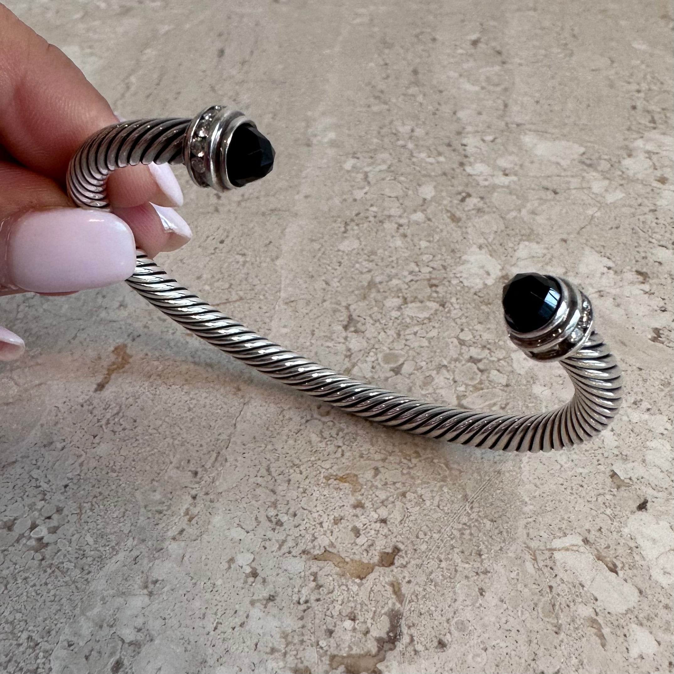 Pre-Owned DAVID YURMAN Sterling Silver Cable Classics Bracelet with Black Onyx