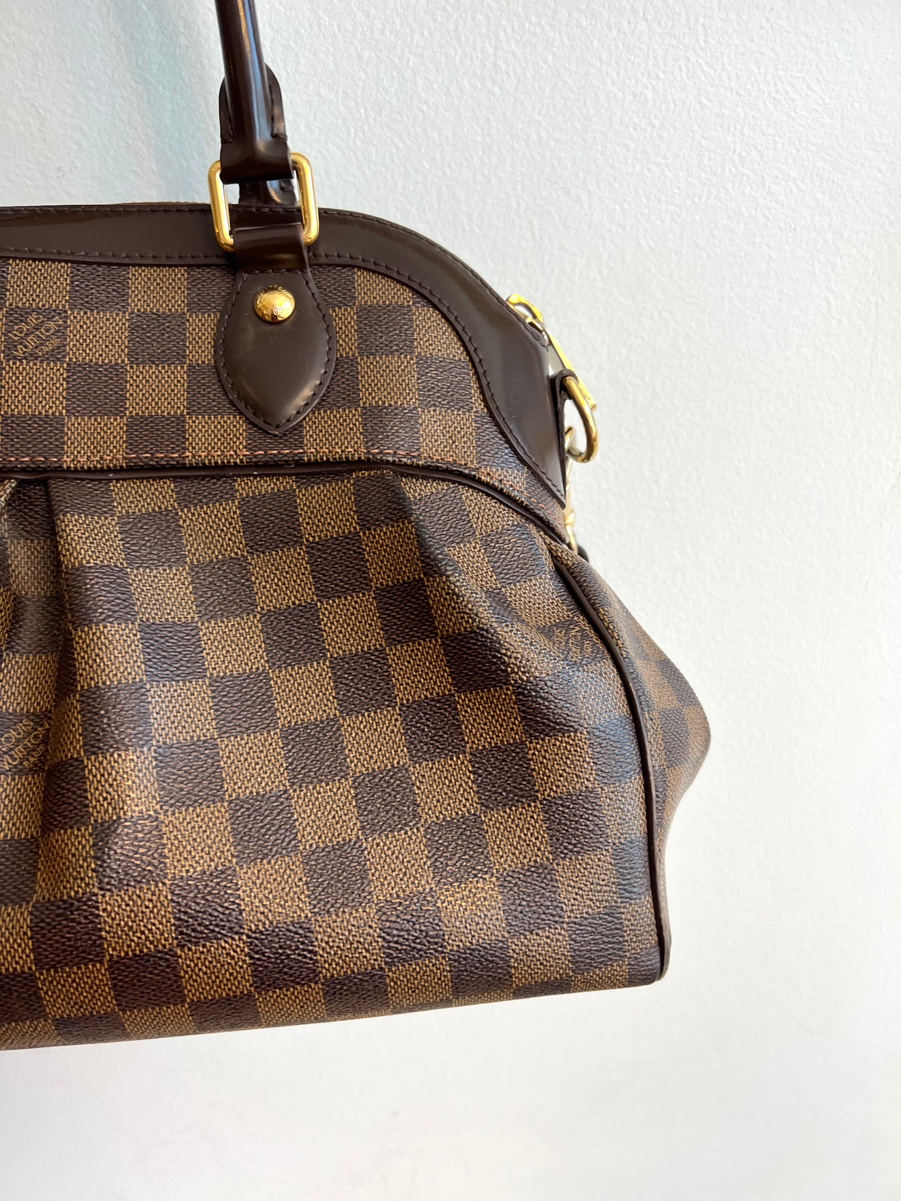 Pre-Owned LOUIS VUITTON Damier Ebene Trevi PM