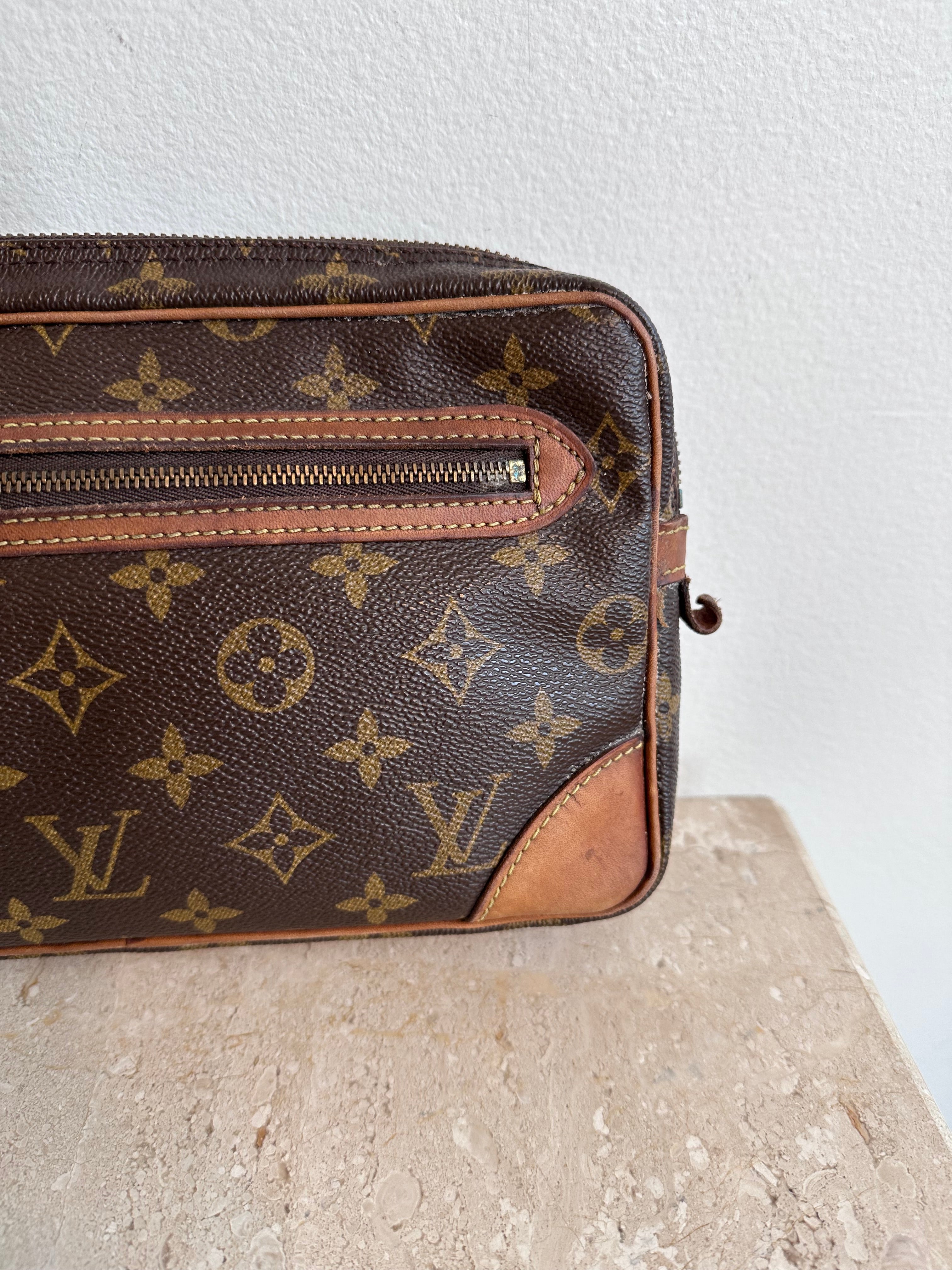Pre-Owned LOUIS VUITTON Monogram Marly Dragonne Clutch