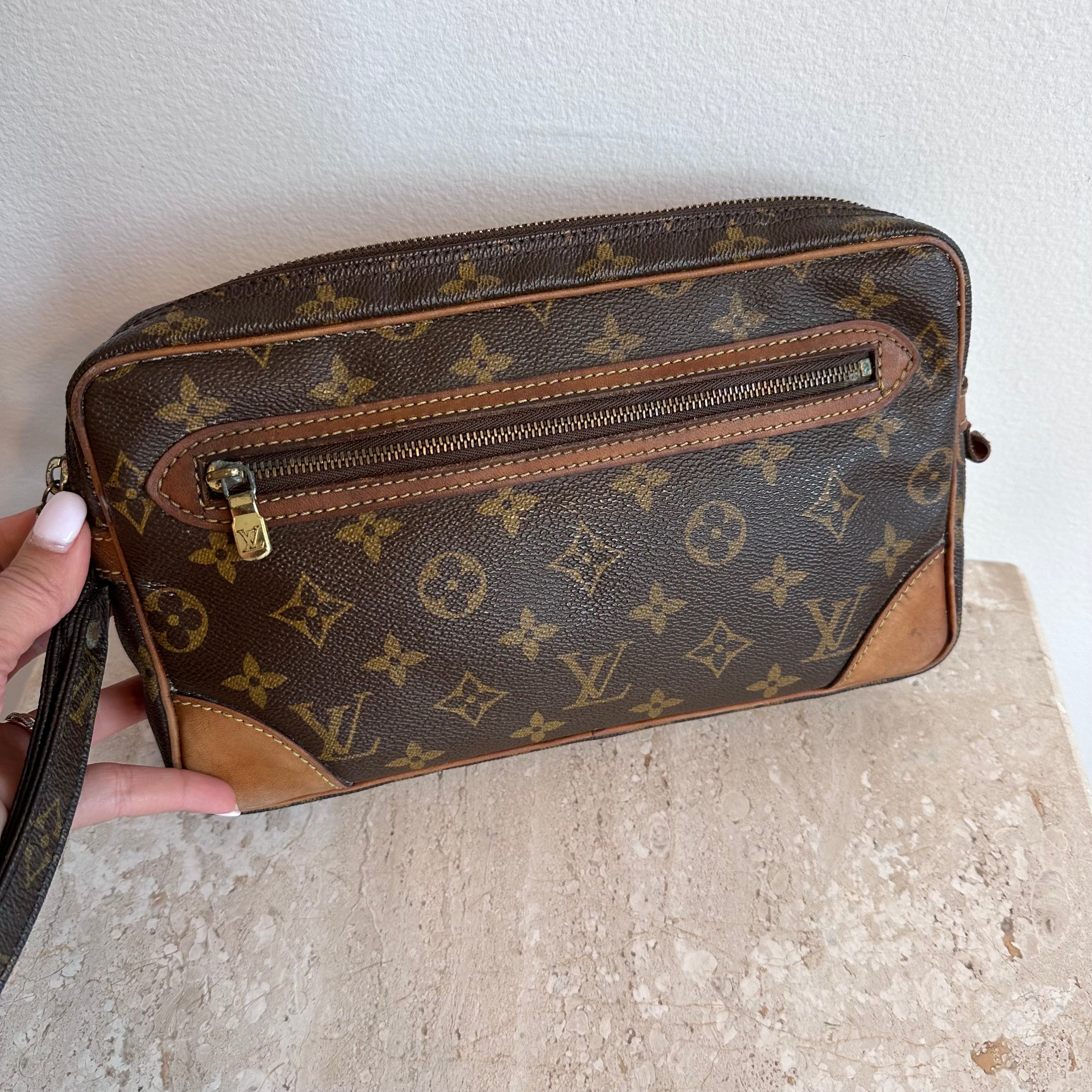Pre-Owned LOUIS VUITTON Monogram Marly Dragonne Clutch