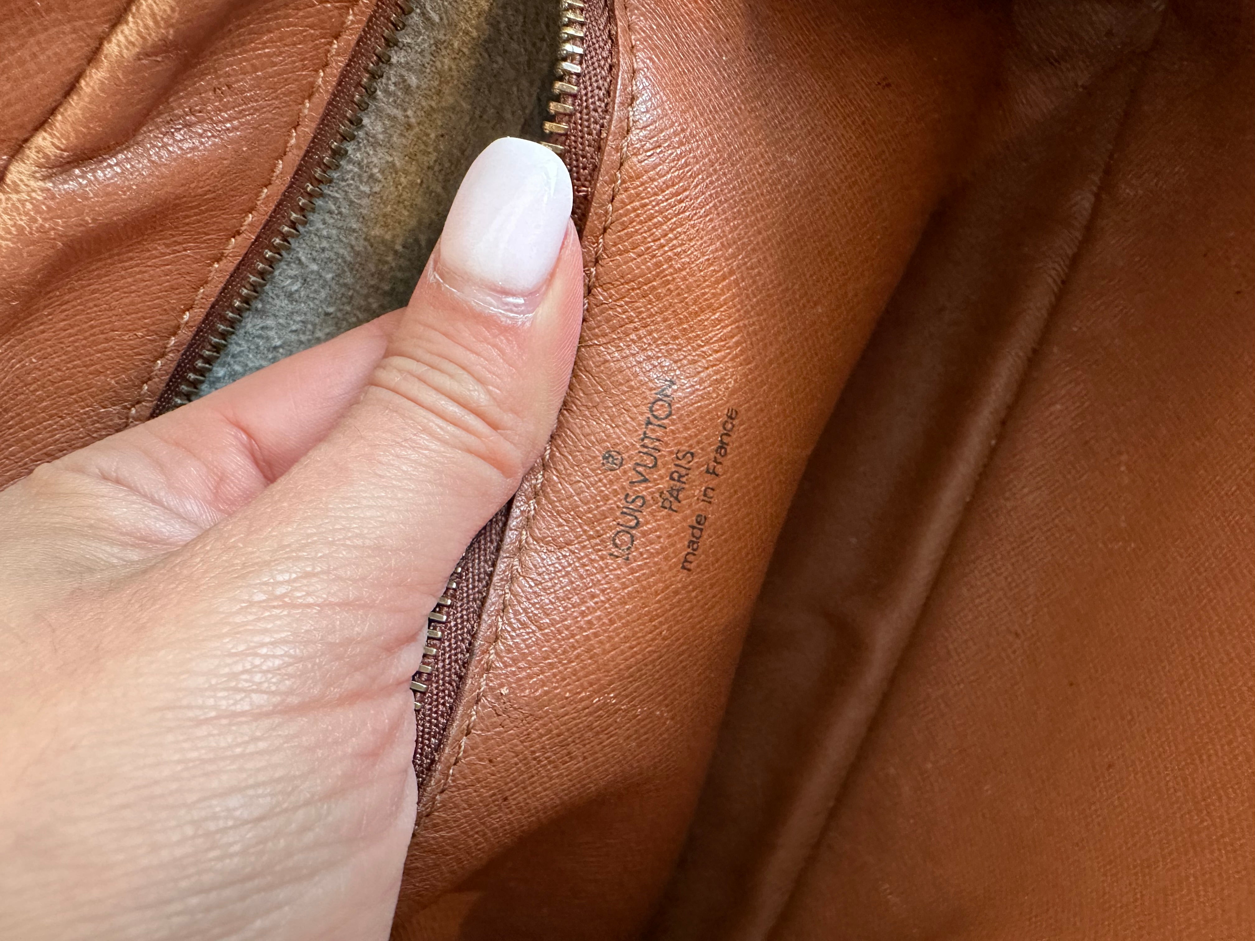 Pre-Owned LOUIS VUITTON Monogram Marly Dragonne Clutch
