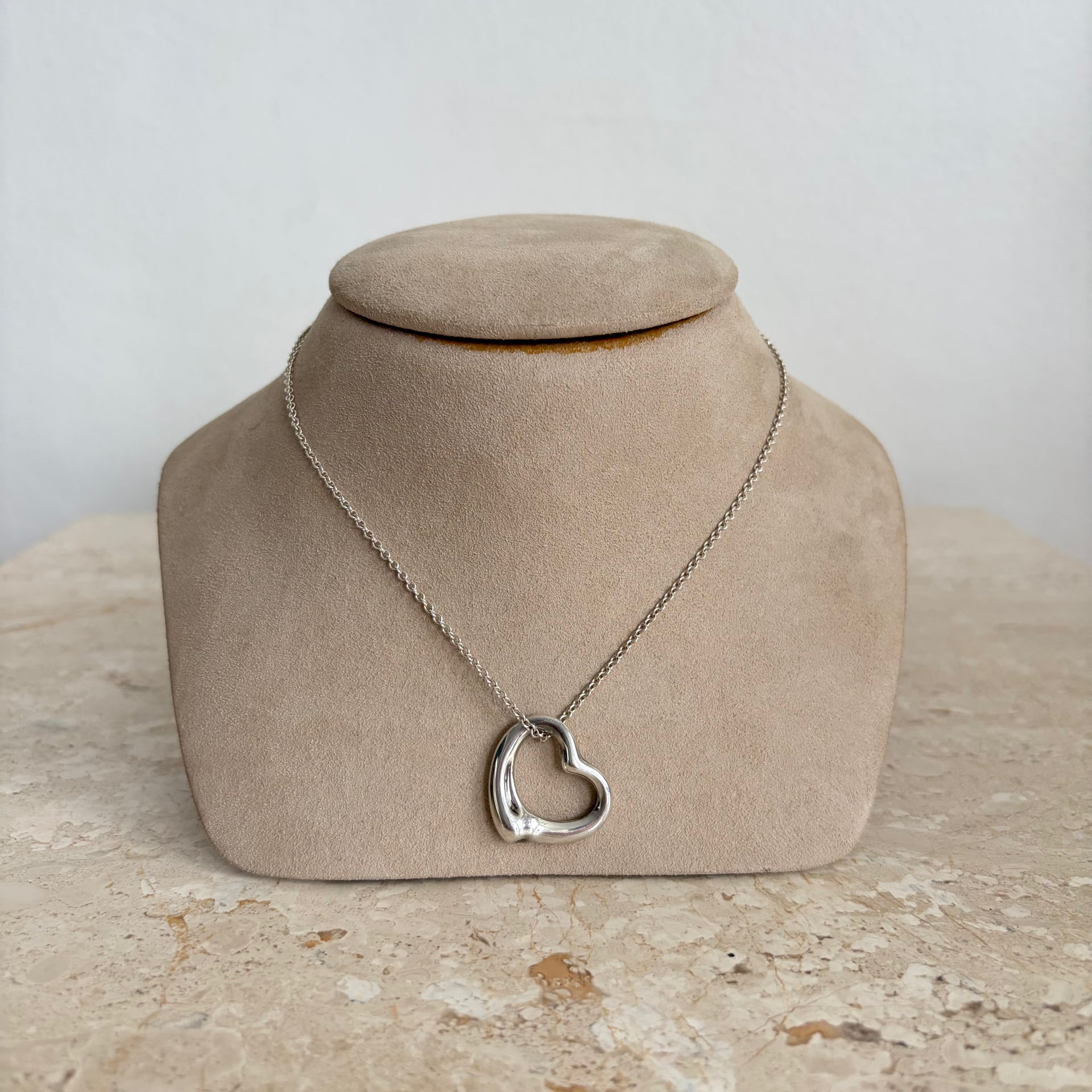 Pre-Owned TIFFANY & CO Sterling Silver Open Heart Necklace – Valamode