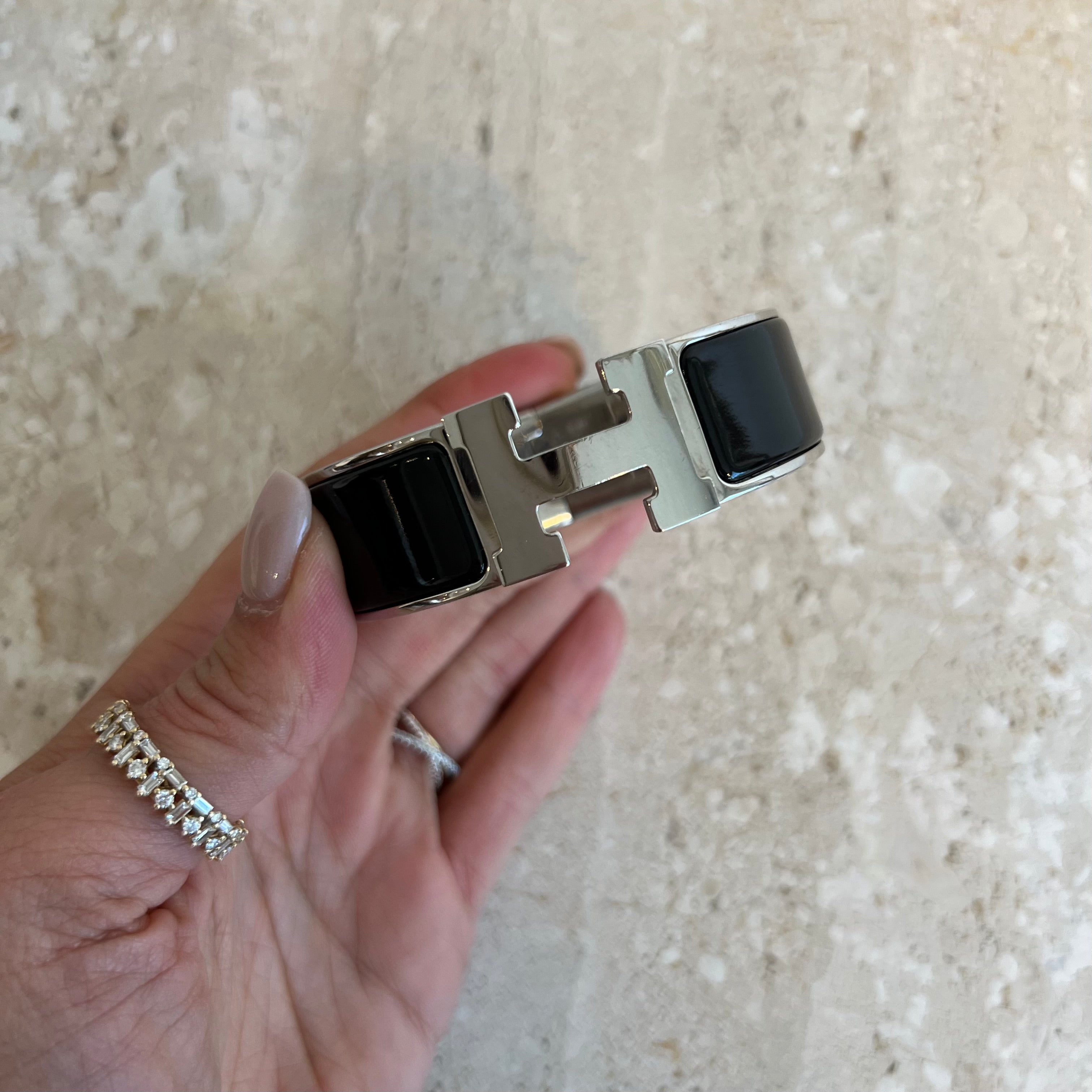 Pre-Owned HERMES Black SHW Clic Clac H Bracelet