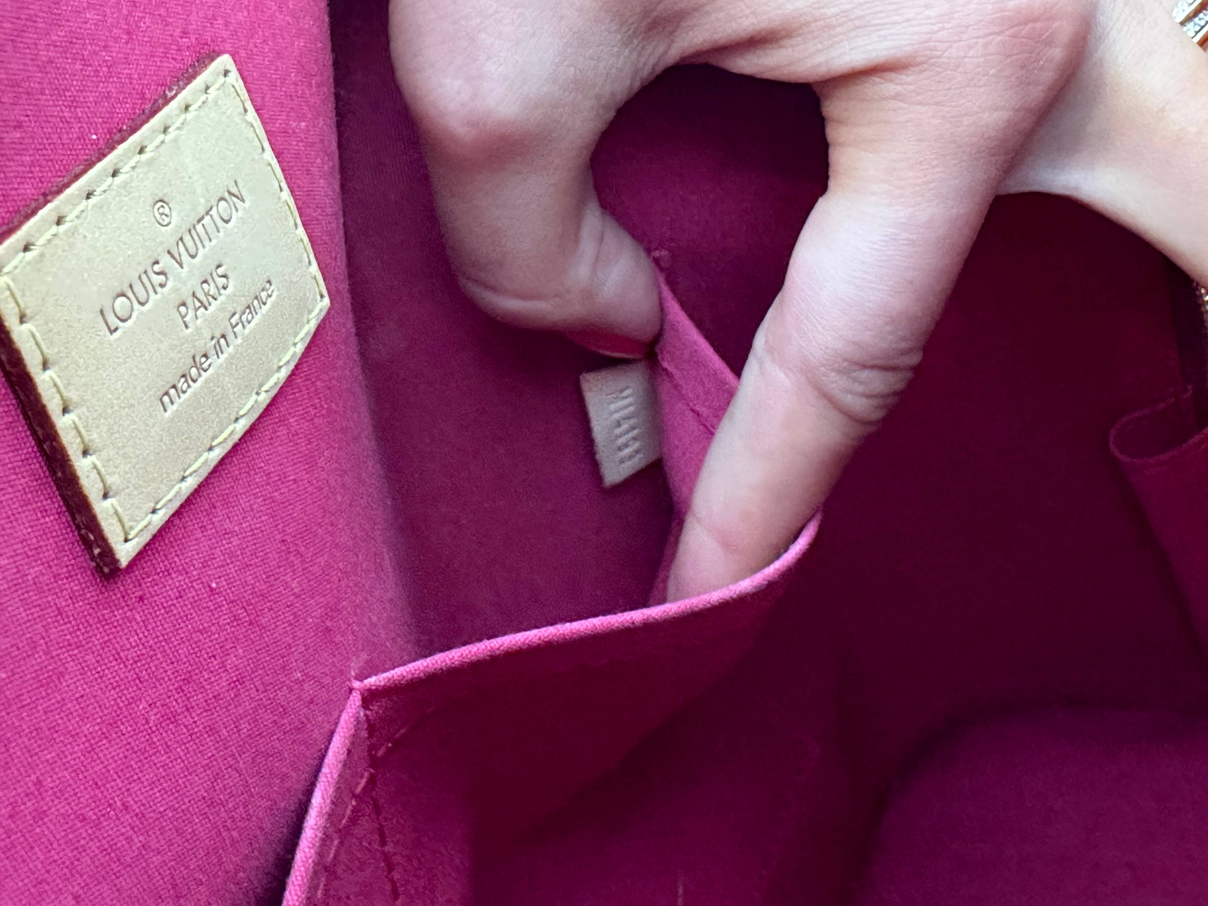 Pre-Owned LOUIS VUITTON Framboise Monogram Vernis Alma GM