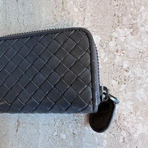 Pre-Owned BOTTEGA VENETA Dark Taupe Intrecciato Zip Wallet/Coin Purse