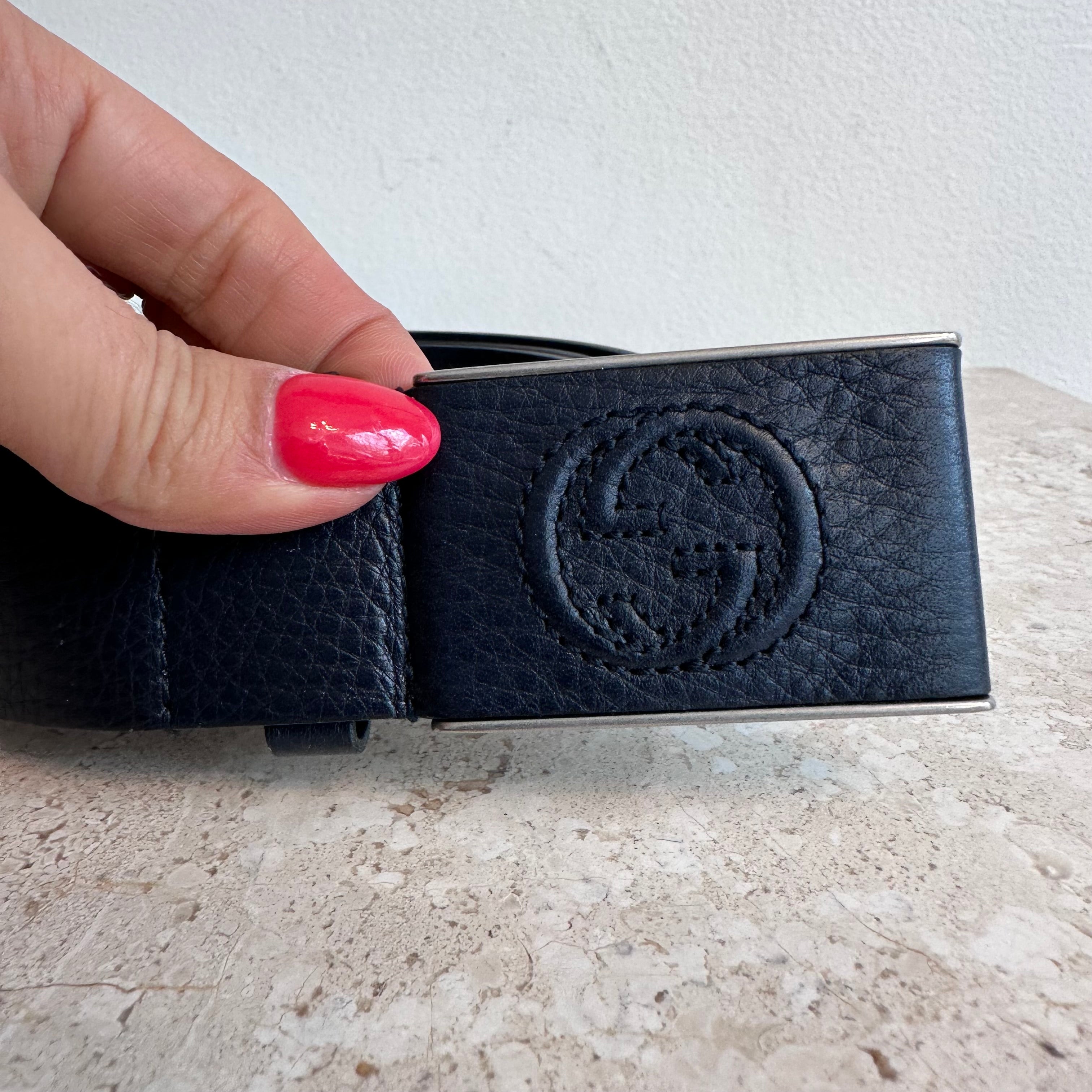 Pre-Owned GUCCI Navy GG Leather Belt