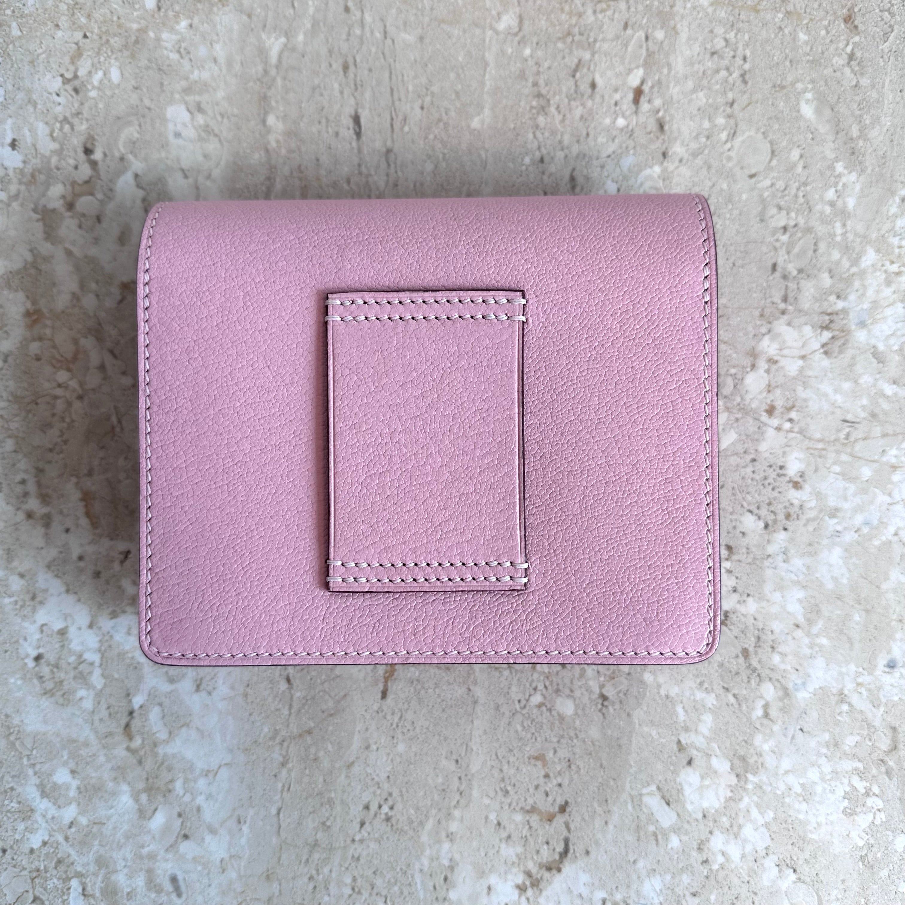 Pre-Owned HERMES Pink Roulis Slim Wallet