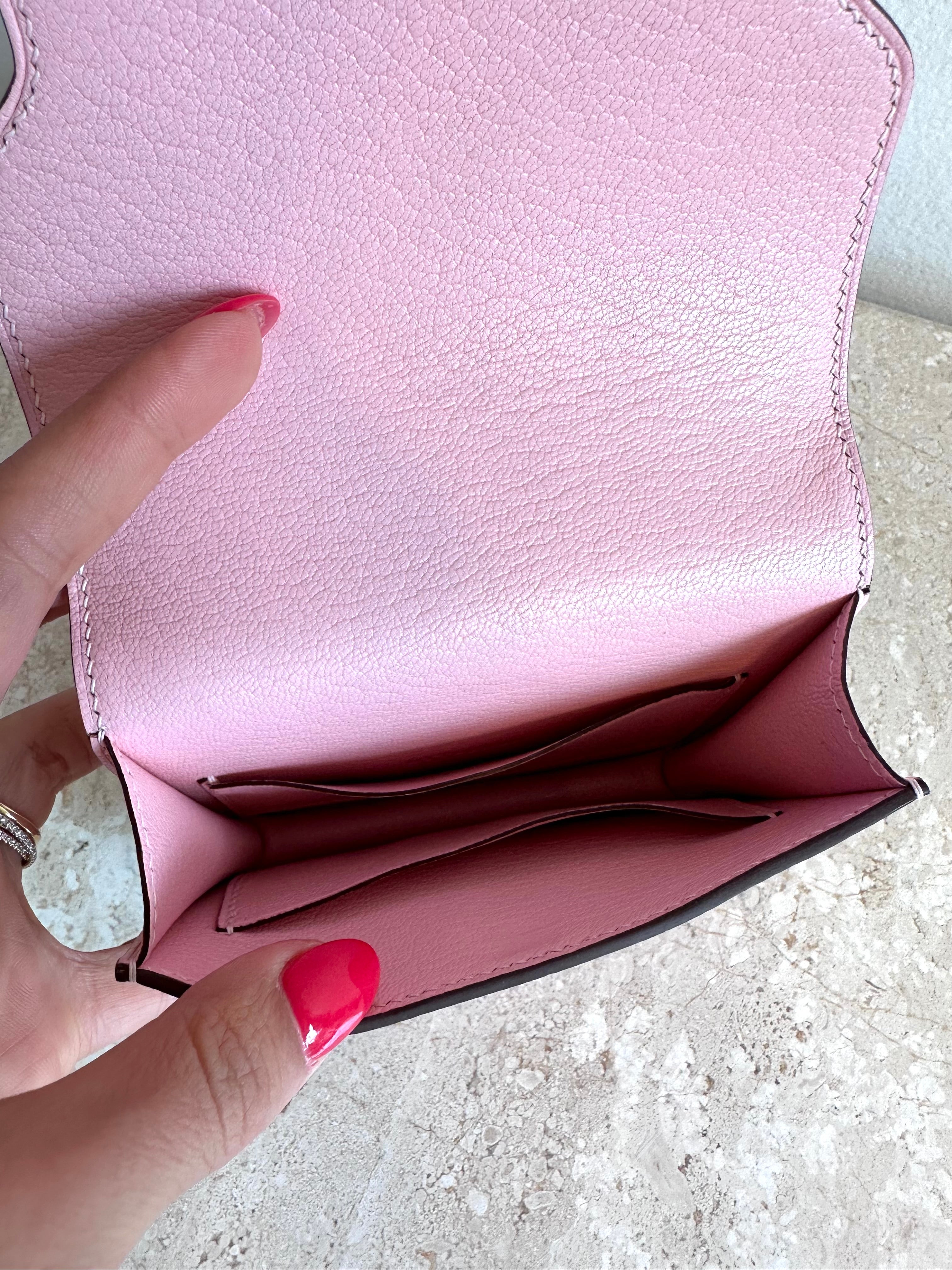 Pre-Owned HERMES Pink Roulis Slim Wallet