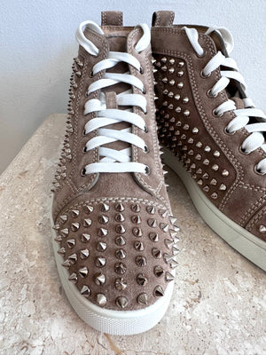 Pre-Owned CHRISTIAN LOUBOUTIN Mens Louis Pik Pik Sneakers Beige Suede Size 40.5