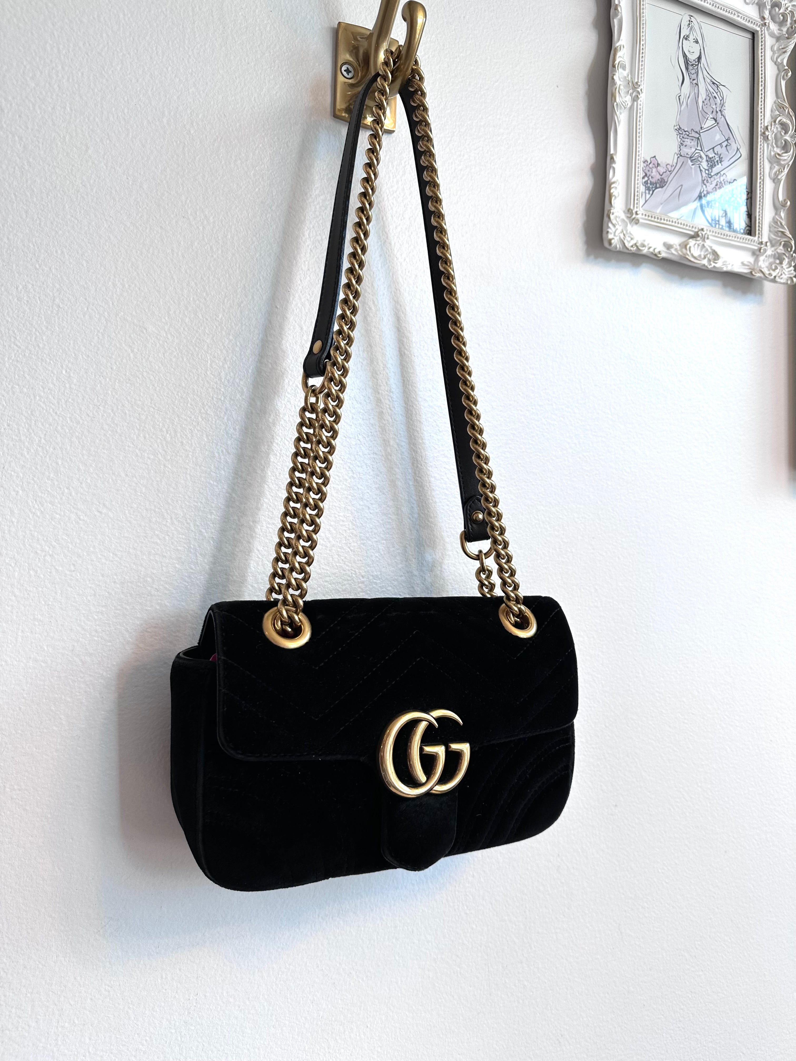 Pre-Owned GUCCI Black Velvet Marmont Mini Shoulder Bag