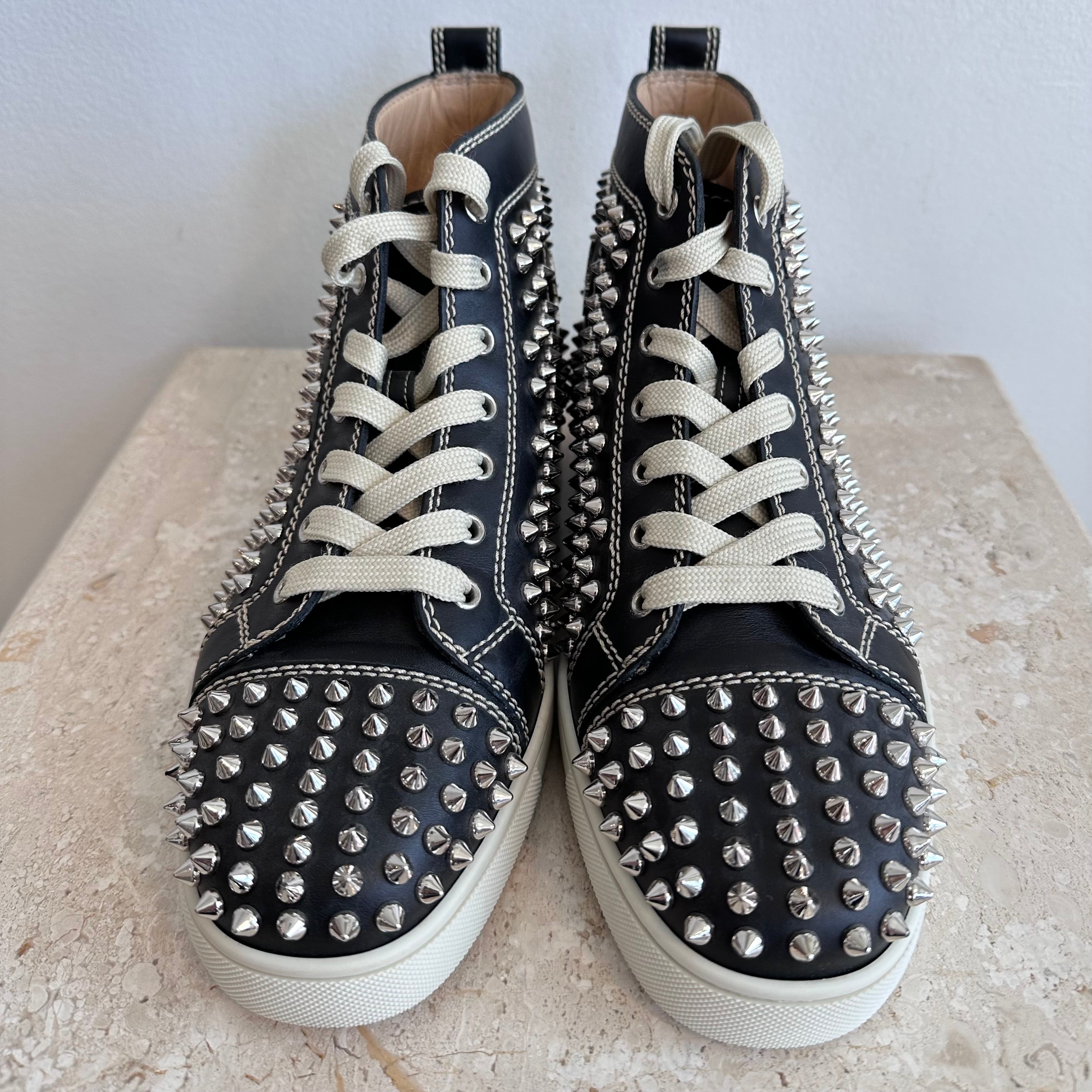 Pre-Owned CHRISTIAN LOUBOUTIN Black Men's Louis Mid-Top Spiked Leather Sneakers Size 41