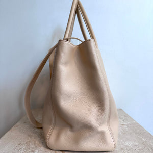 Pre-Owned CHANEL Cream Cerf Medium Executive Tote