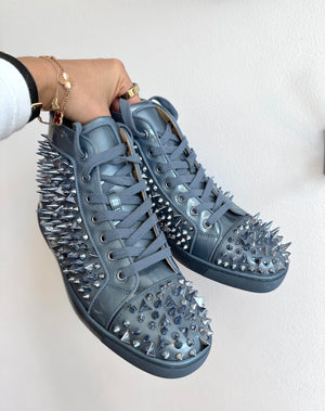 Pre-Owned CHRISTIAN LOUBOUTIN Metallic Blue Spiked Sneakers Size 40.5
