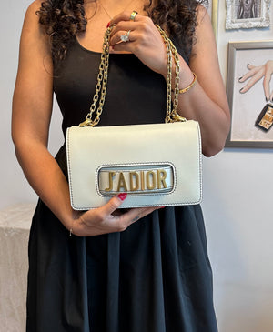 Pre-Owned DIOR J'ADIOR White Chain Flap Bag