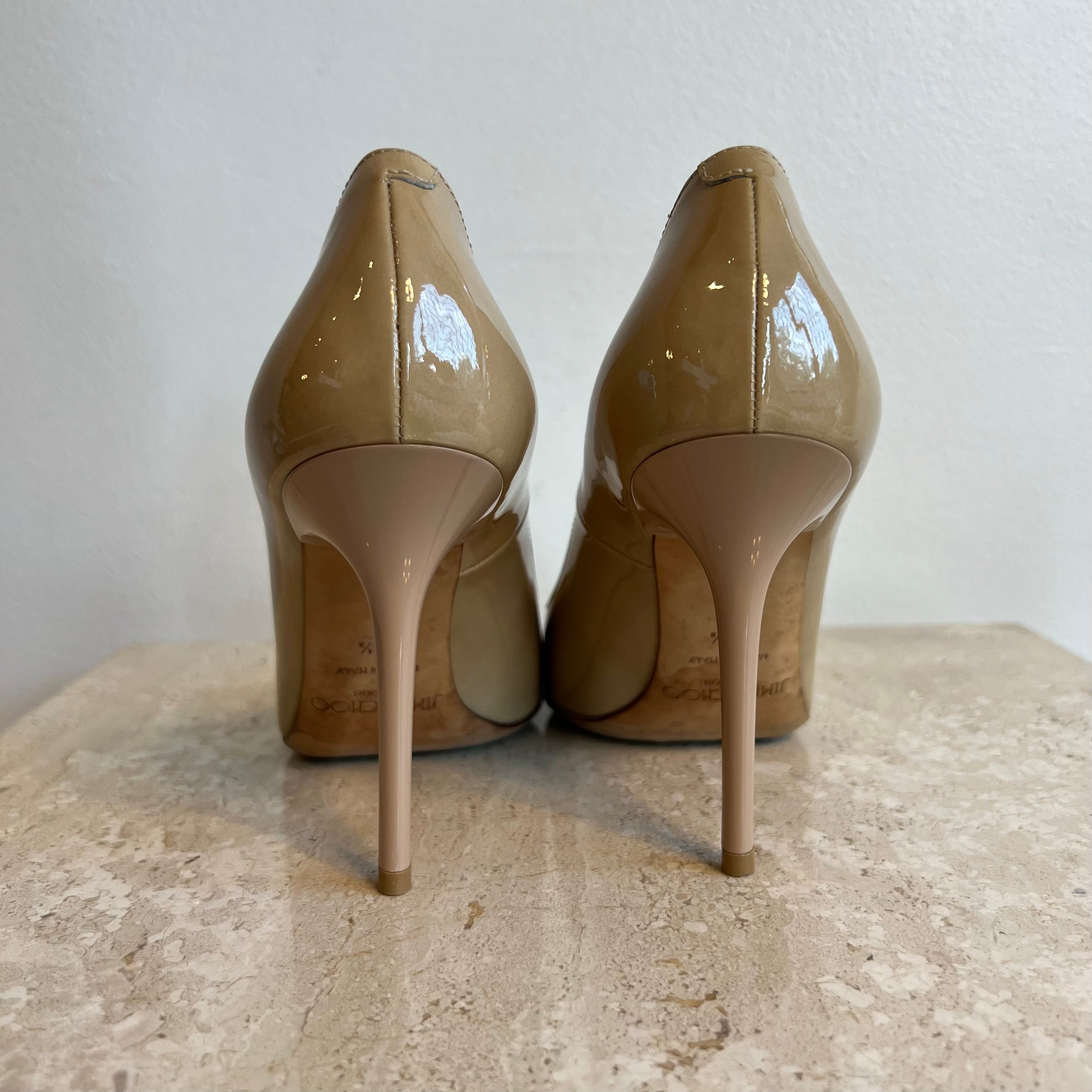 Pre-Owned JIMMY CHOO Nude Patent Abel Pump Size 36.5