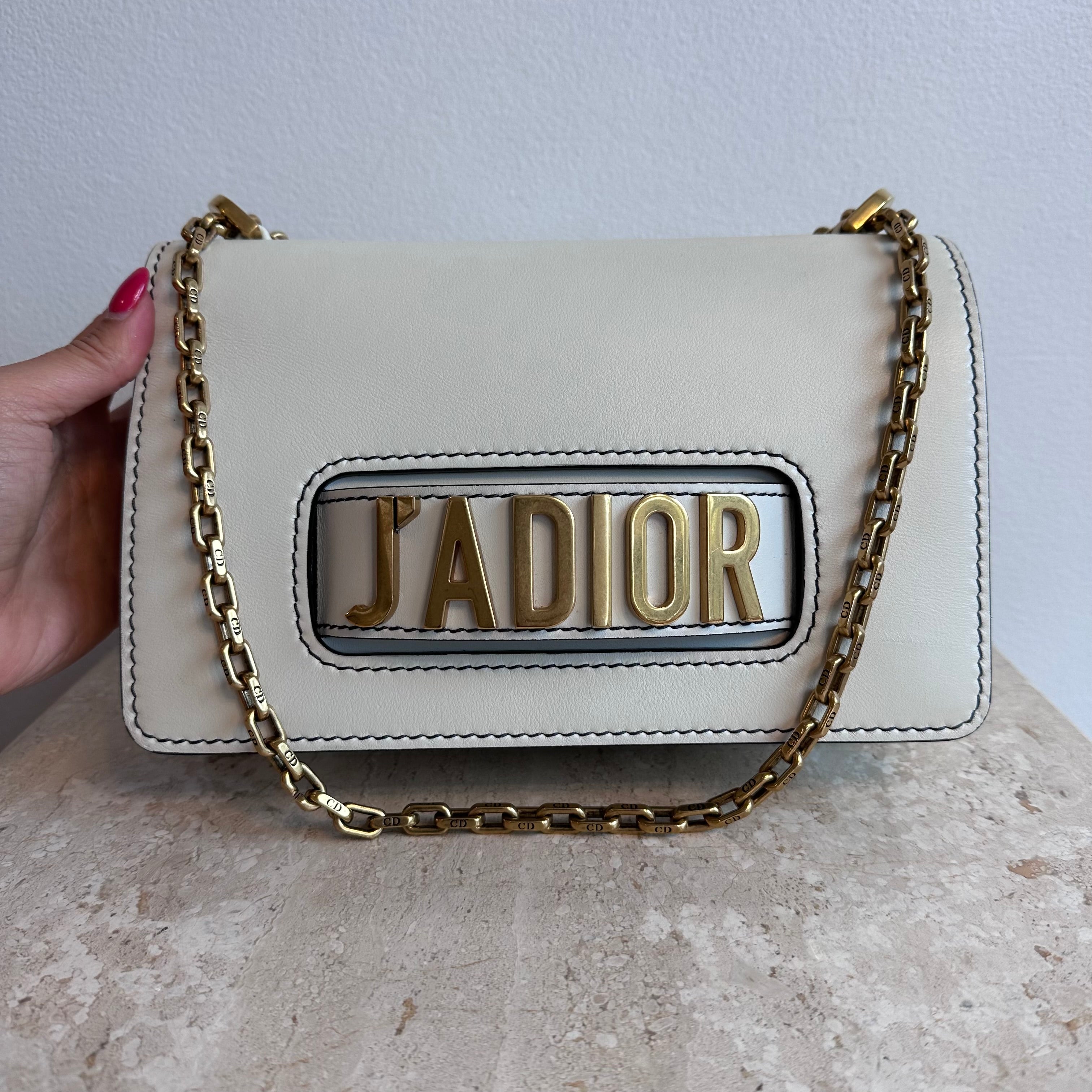 Pre-Owned DIOR J'ADIOR White Chain Flap Bag
