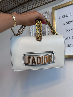 Pre-Owned DIOR J'ADIOR White Chain Flap Bag